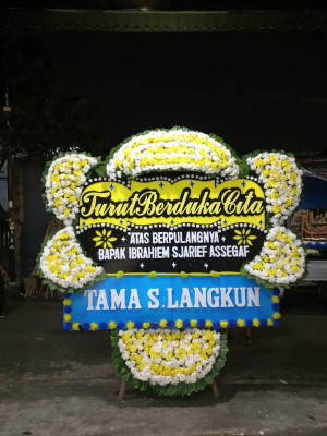 Papan Bunga Duka di Bello