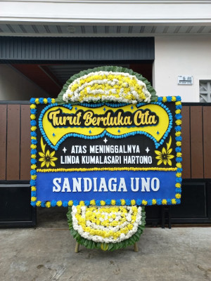 Papan Bunga Duka di Bello